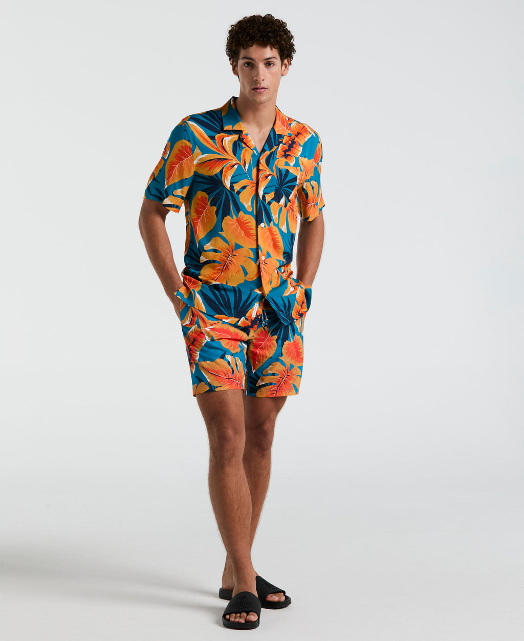 EcoVero™ Tropical Leaf Print Shirt
